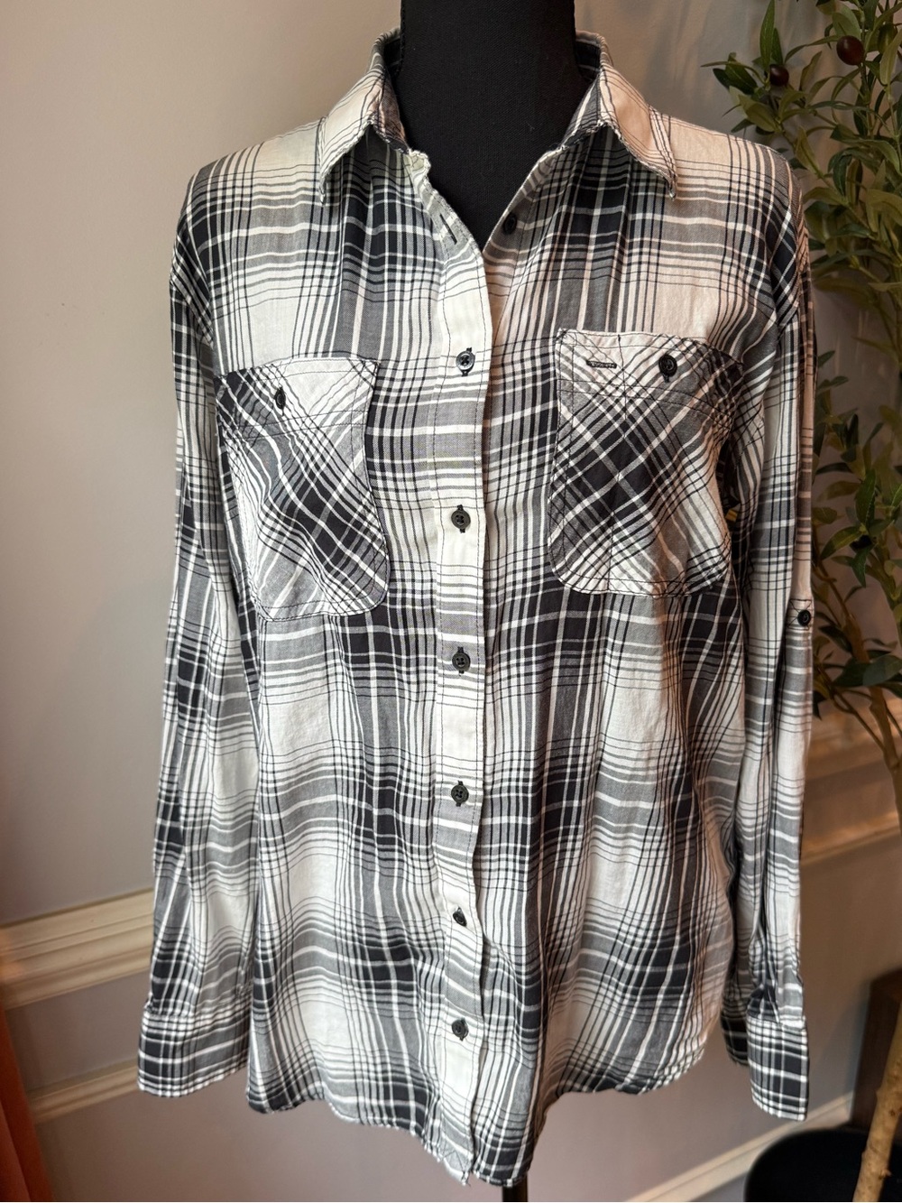 Lauren Ralph Lauren‎ Plaid Button Down Top Blouse Black White Roll Tab L